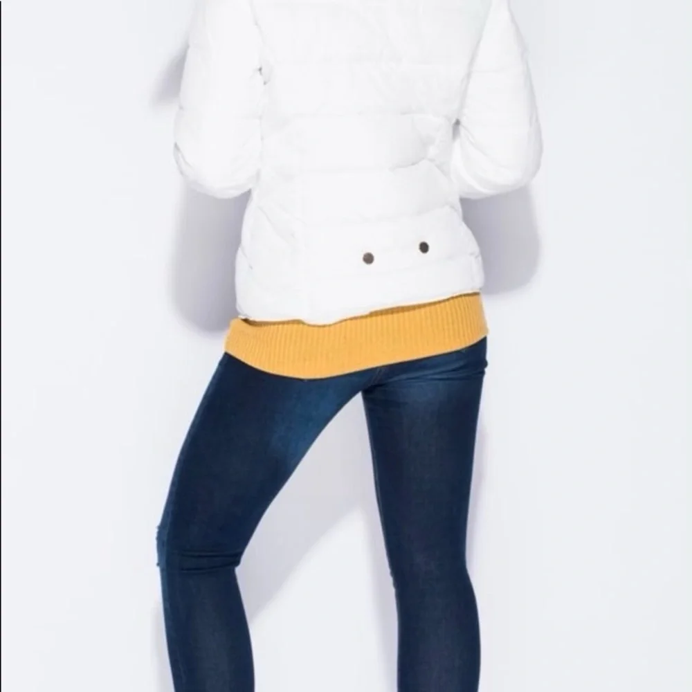 White Puffer Jacket with Faux Fur hood - Picture 4 of 8